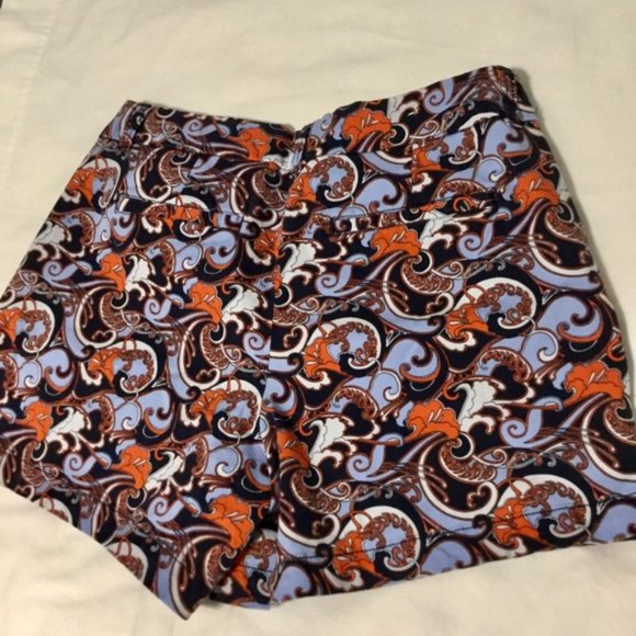 Crown & Ivy ladies shorts - Picture 2 of 3